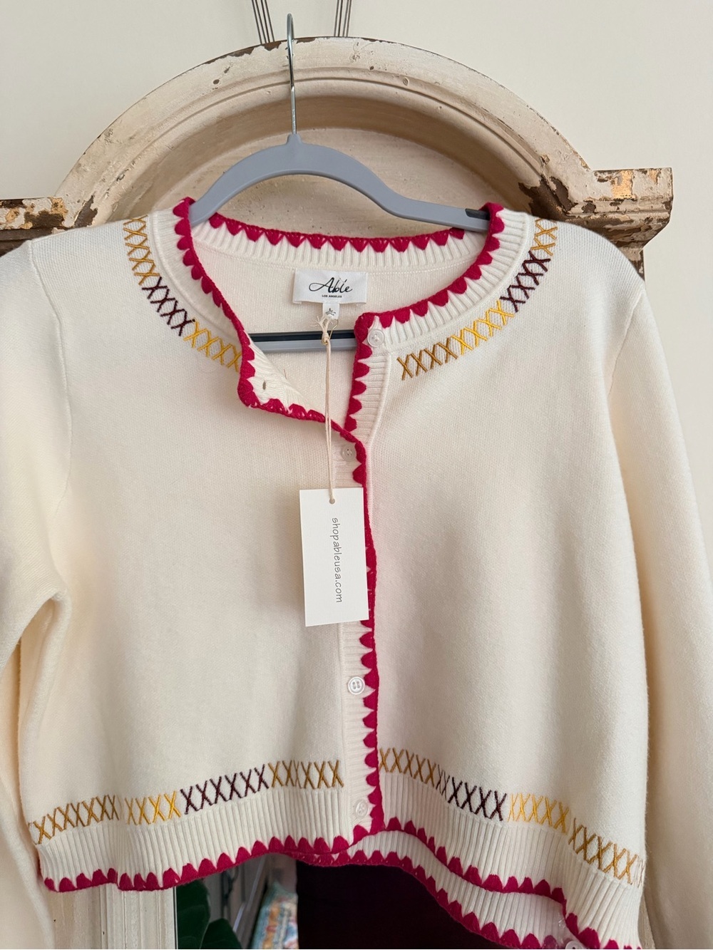 NWT Able Embroidered Cardigan with Hot Pink Scalloped Trim Size Large - Picture 5 of 6